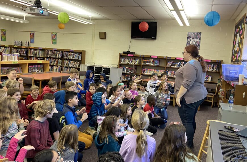 Elementary Students Learn About Food Around the World