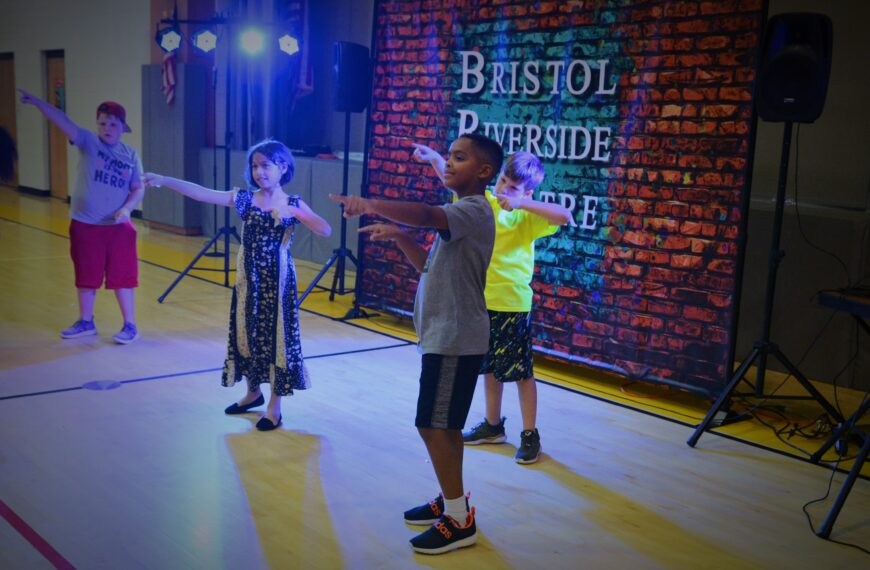 Students perform in dance and musical theatre showcase