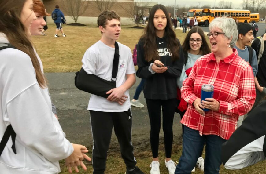 Students, bus driver form mutual admiration society