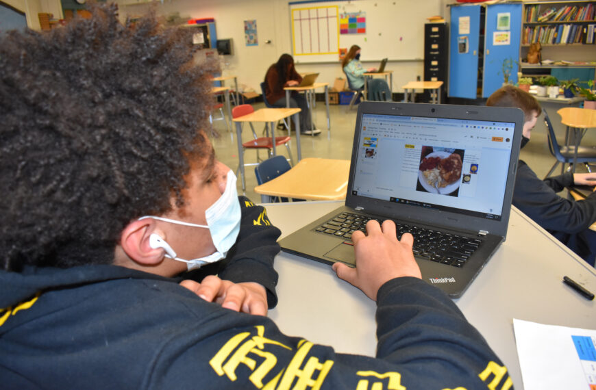 Eighth graders shine during Genius Hour