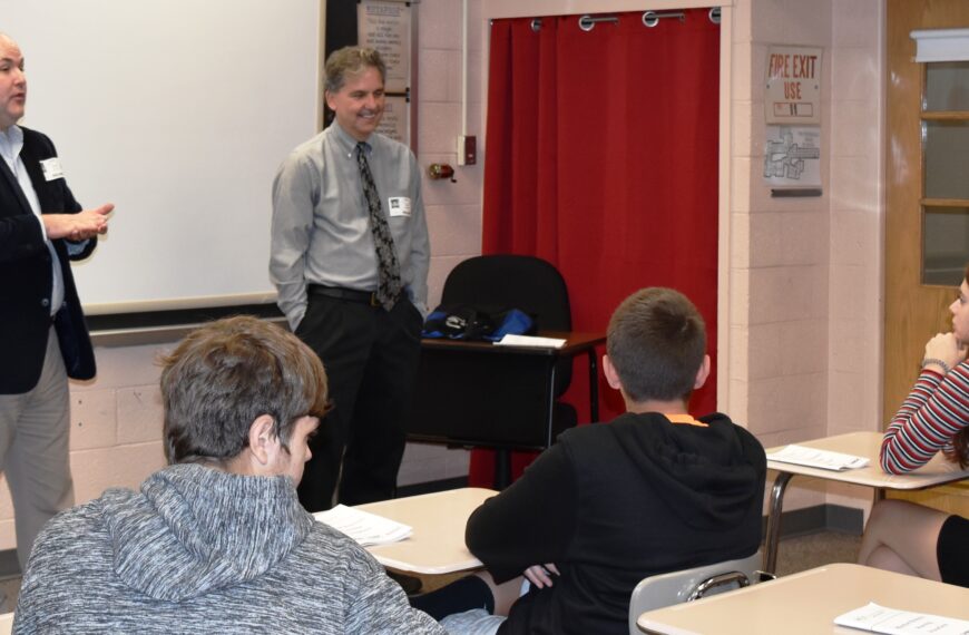 Business leaders address Oral Communications class