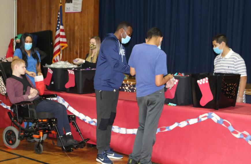 Bucks IU students complete fifth annual ‘Stockings for Soldiers’ program