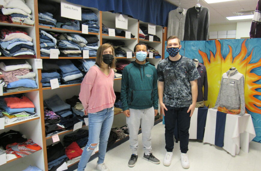 No Cost to Shop store meets student need