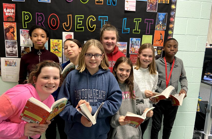 Keith Valley Middle School Continues Library Offerings in Remote Setting