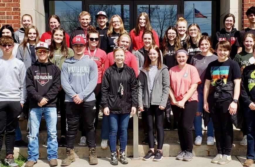 Red Raiders participate in community cleanup