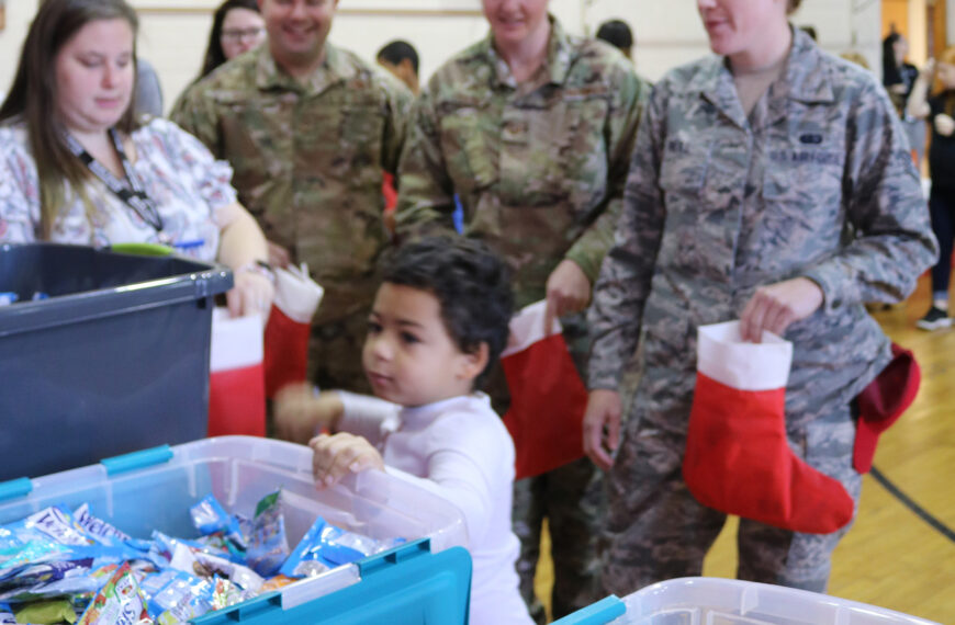 1,270 ‘Stockings for Soldiers’ assembled for troops overseas