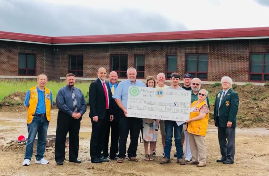 Greenhouse benefits students and community